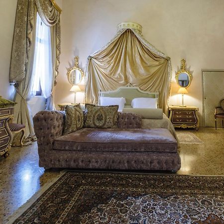 Hotel Palazzo Ca' Bernardo By Francesco Molon Benátky Exteriér fotografie